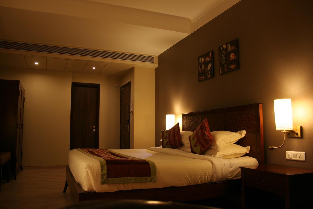 Juhu Residency Boutique Hotel Mumbai Ngoại thất bức ảnh
