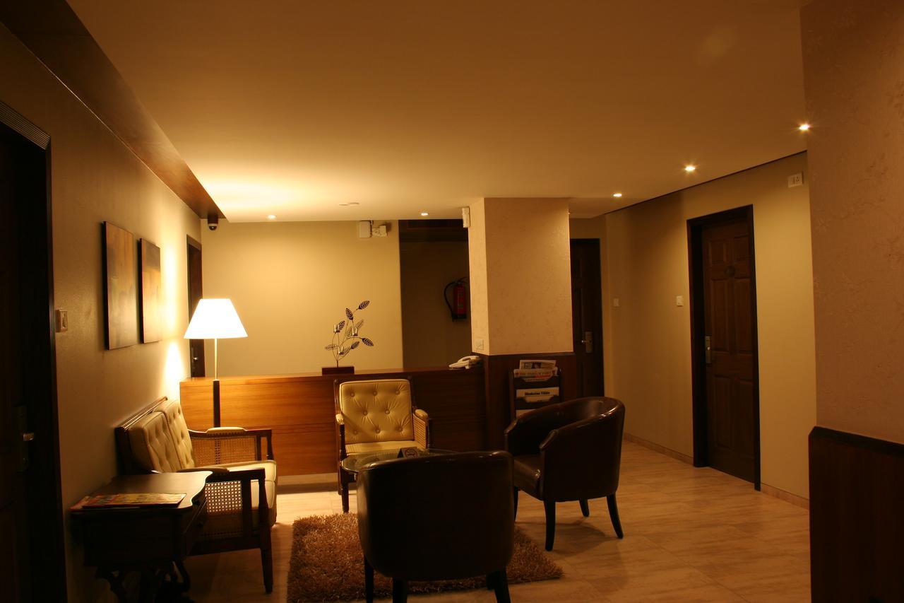 Juhu Residency Boutique Hotel Mumbai Ngoại thất bức ảnh