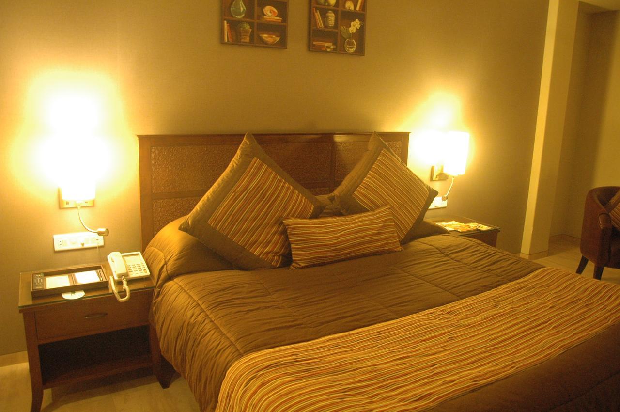 Juhu Residency Boutique Hotel Mumbai Ngoại thất bức ảnh