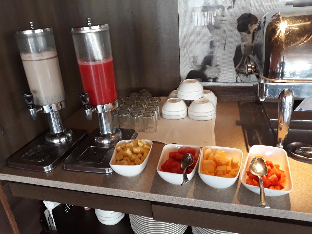 Juhu Residency Boutique Hotel Mumbai Ngoại thất bức ảnh