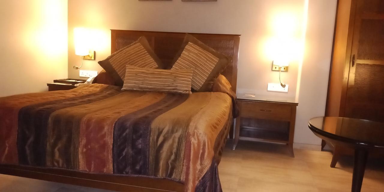 Juhu Residency Boutique Hotel Mumbai Ngoại thất bức ảnh
