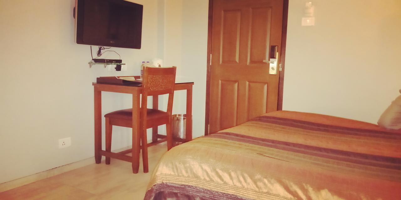 Juhu Residency Boutique Hotel Mumbai Ngoại thất bức ảnh